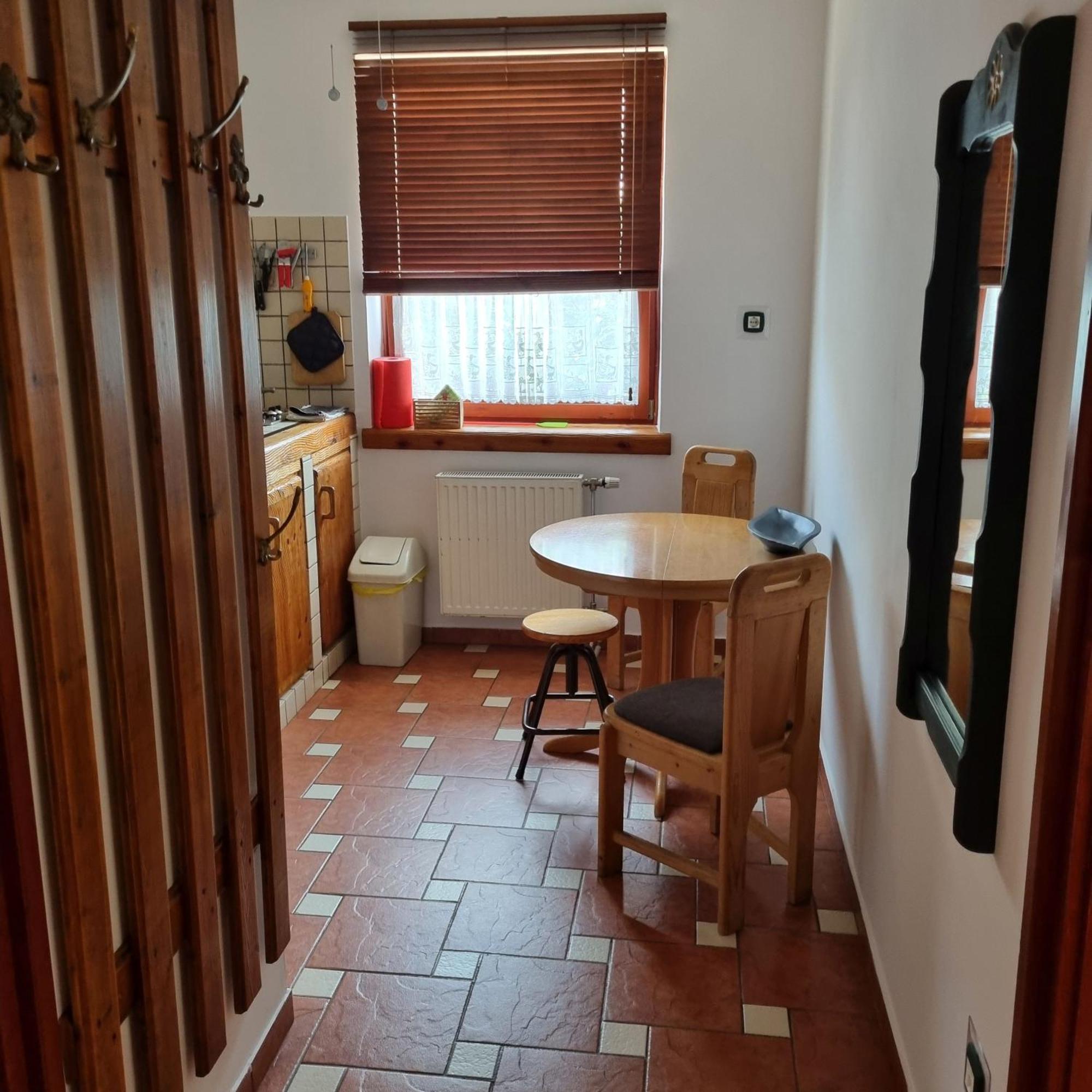 Kertvárosi Apartman Tiszaujvaros Exterior foto