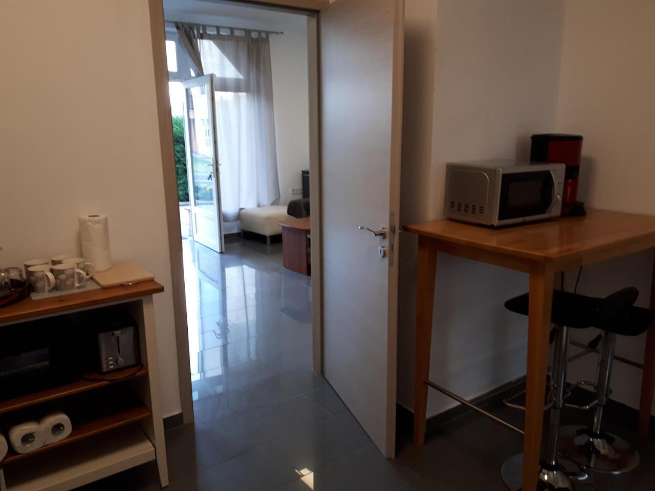 Kertvárosi Apartman Tiszaujvaros Exterior foto