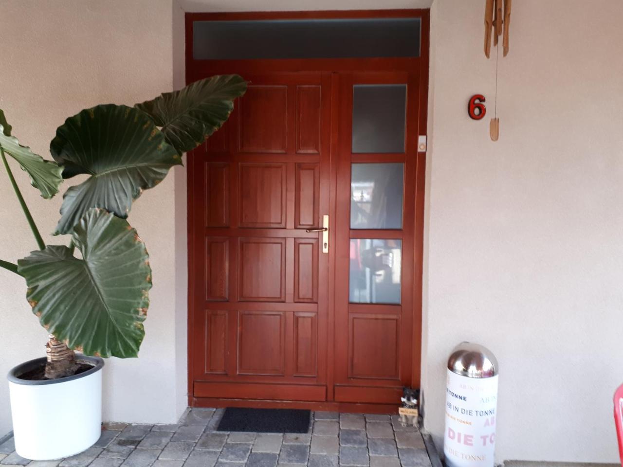Kertvárosi Apartman Tiszaujvaros Exterior foto